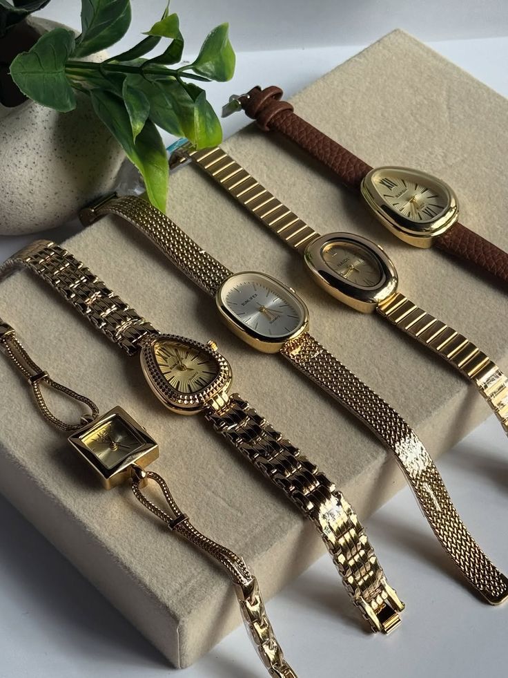 LADIES WATCHES