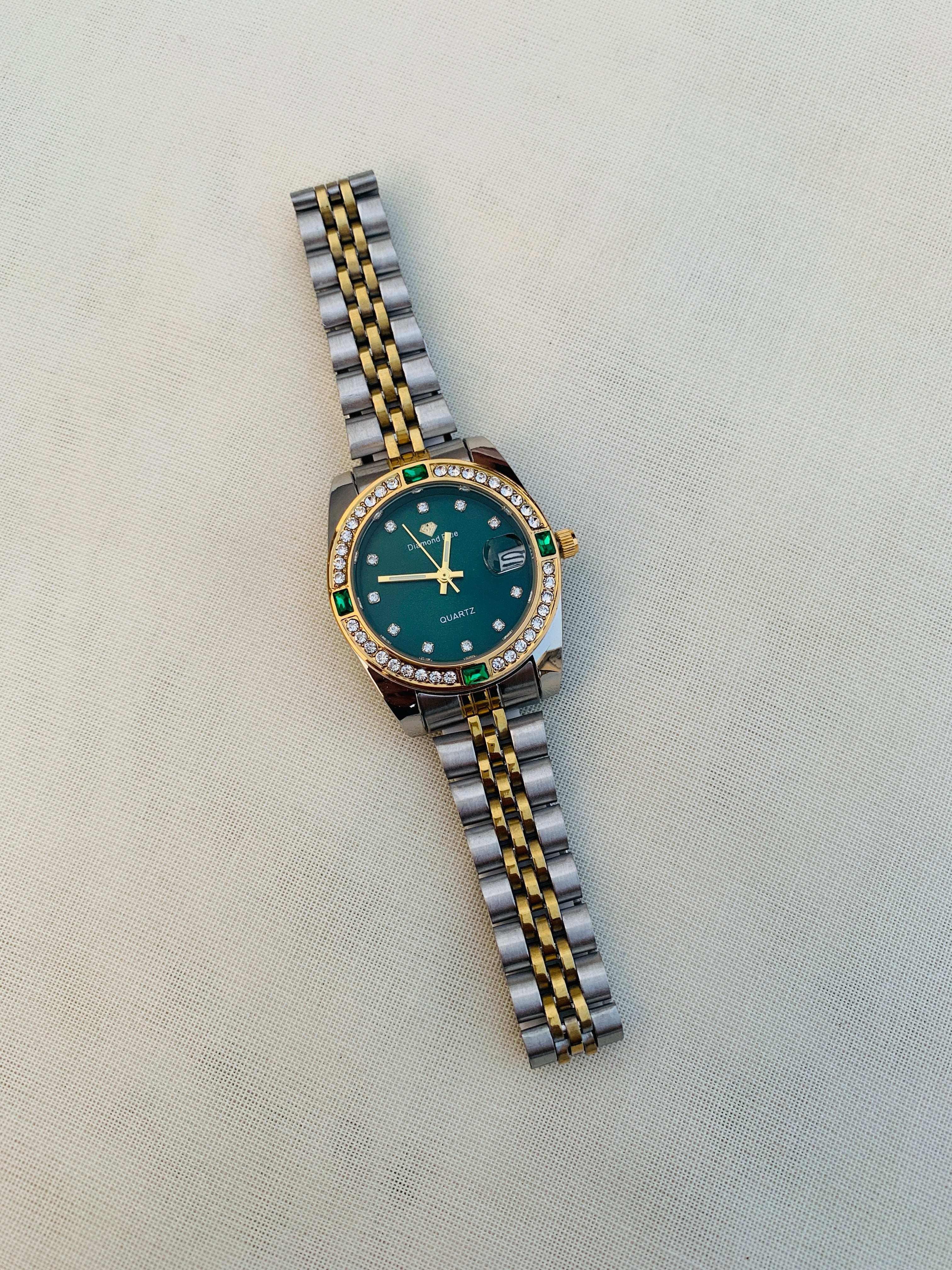 DIAMOND GREEN