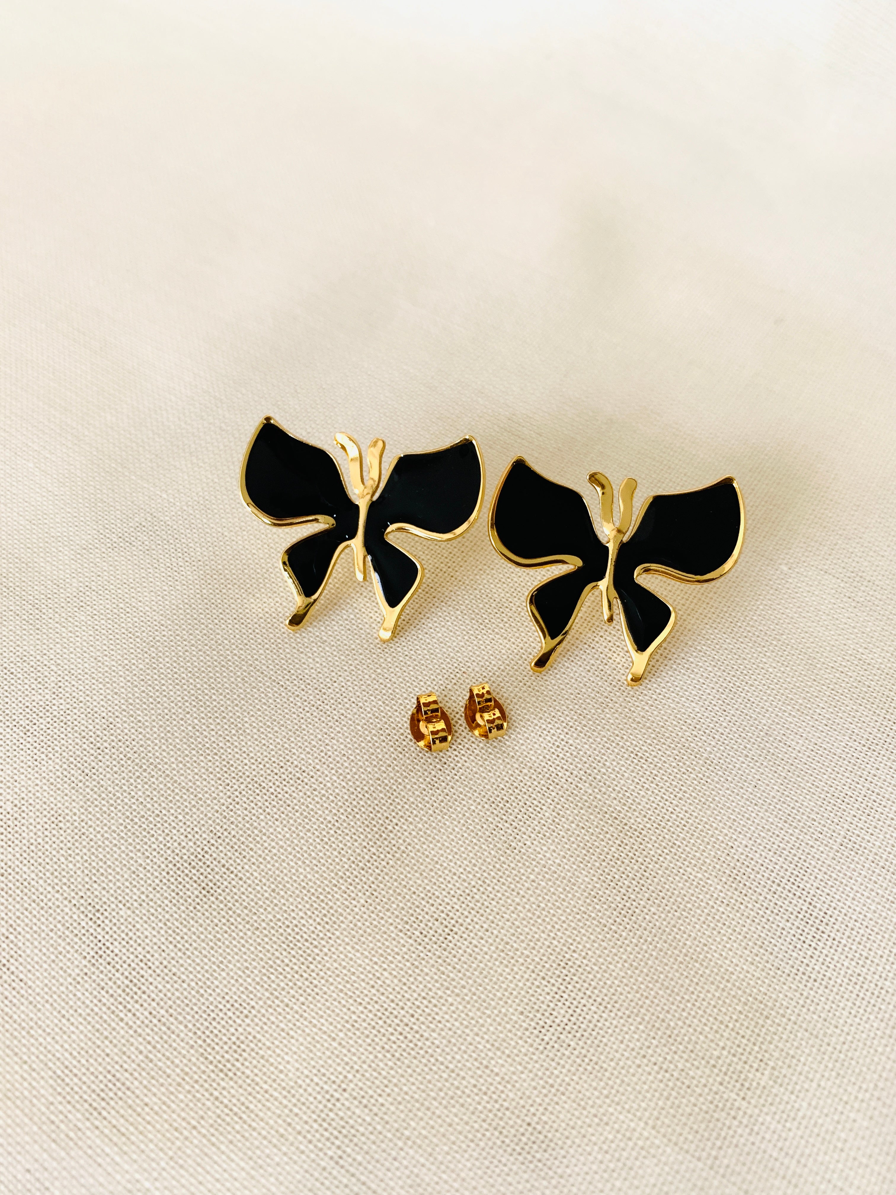 BUTTERFLY STUDS