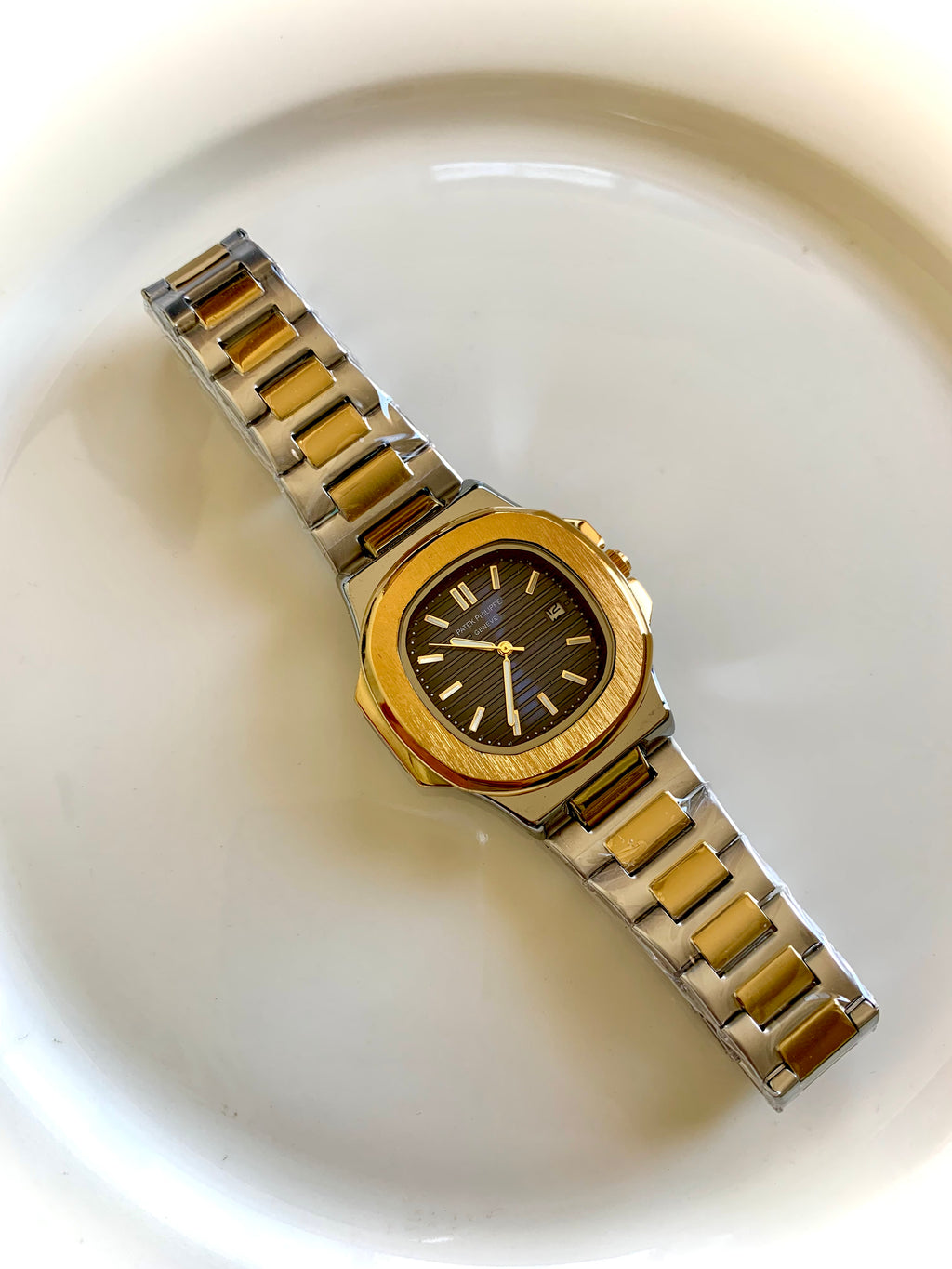 TWO-TONE PATEK PHILIPPE NAUTILUS