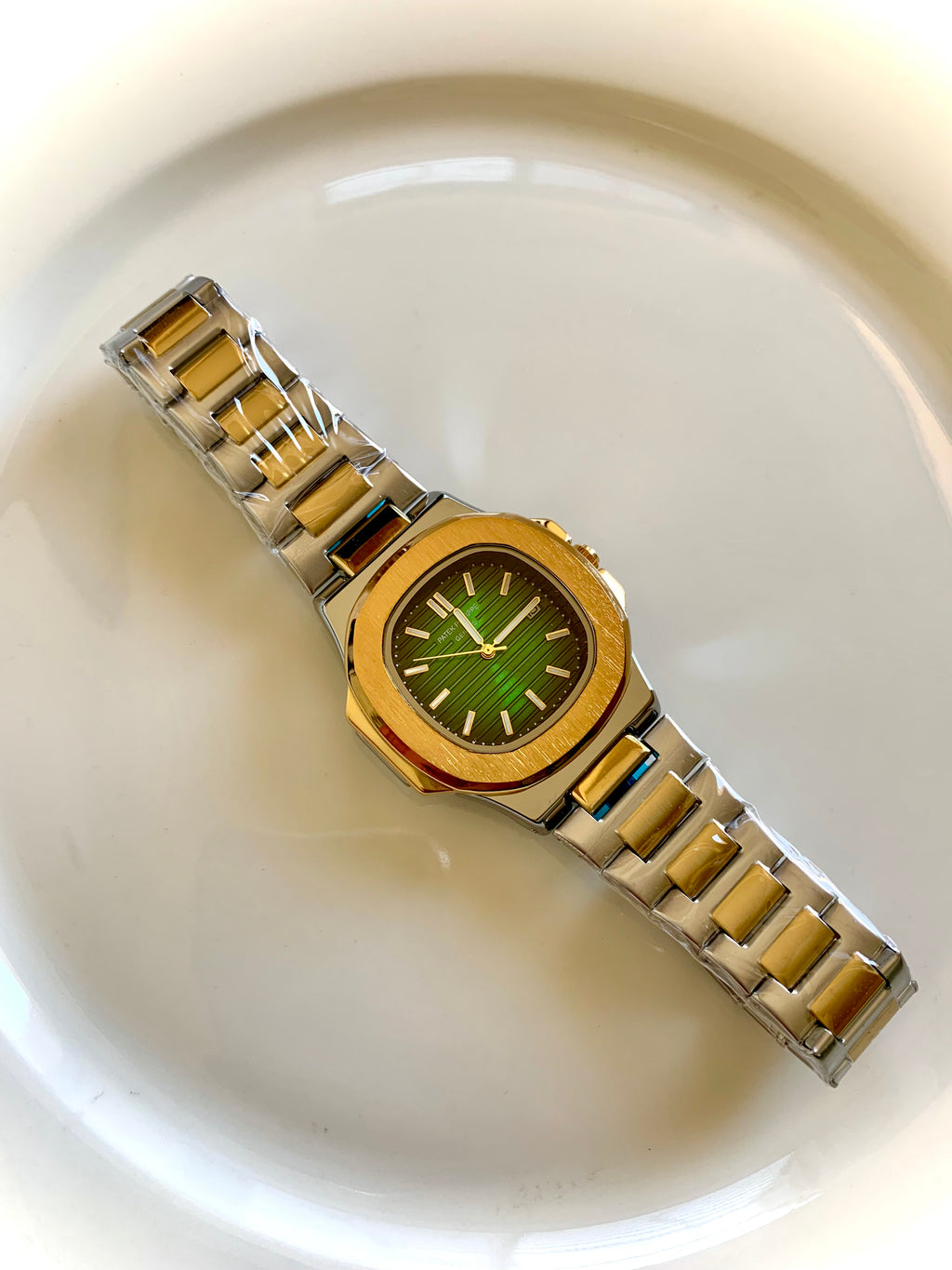 TWO-TONE PATEK PHILIPPE NAUTILUS