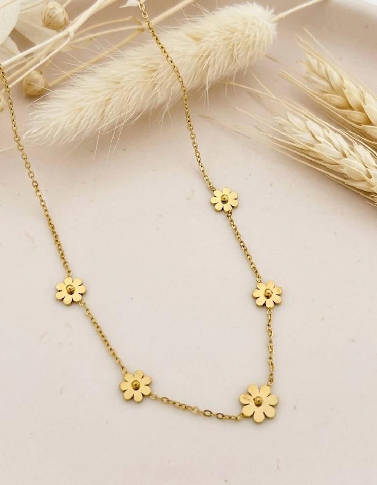 Flower Necklace